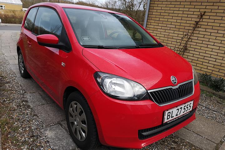 Rød Skoda Citigo fra 2013