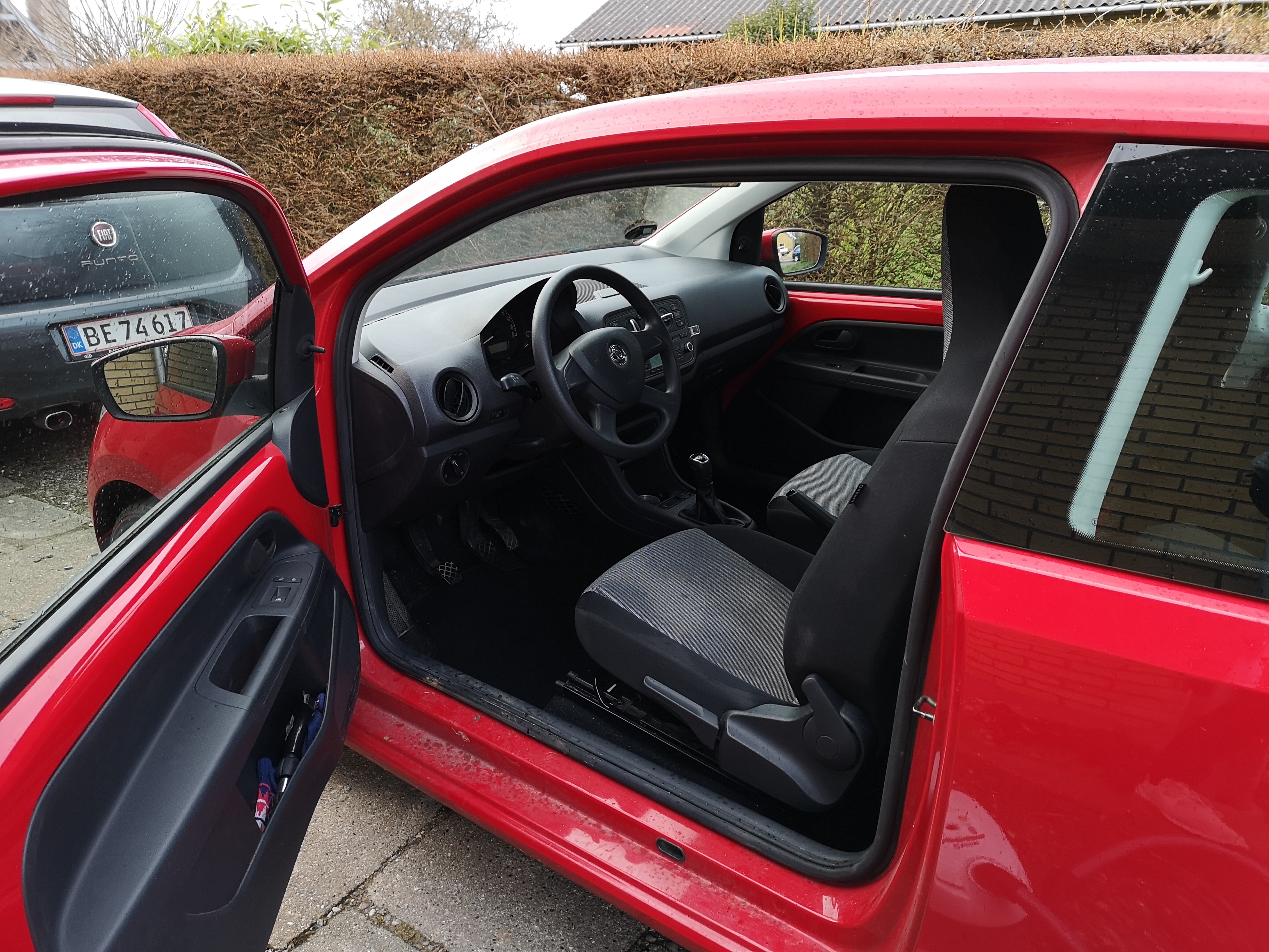 Rød Skoda Citigo fra 2013