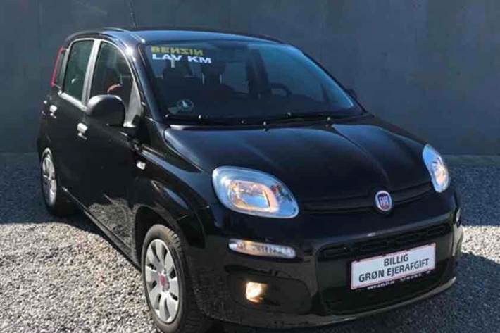 Sort Fiat Panda fra 2016