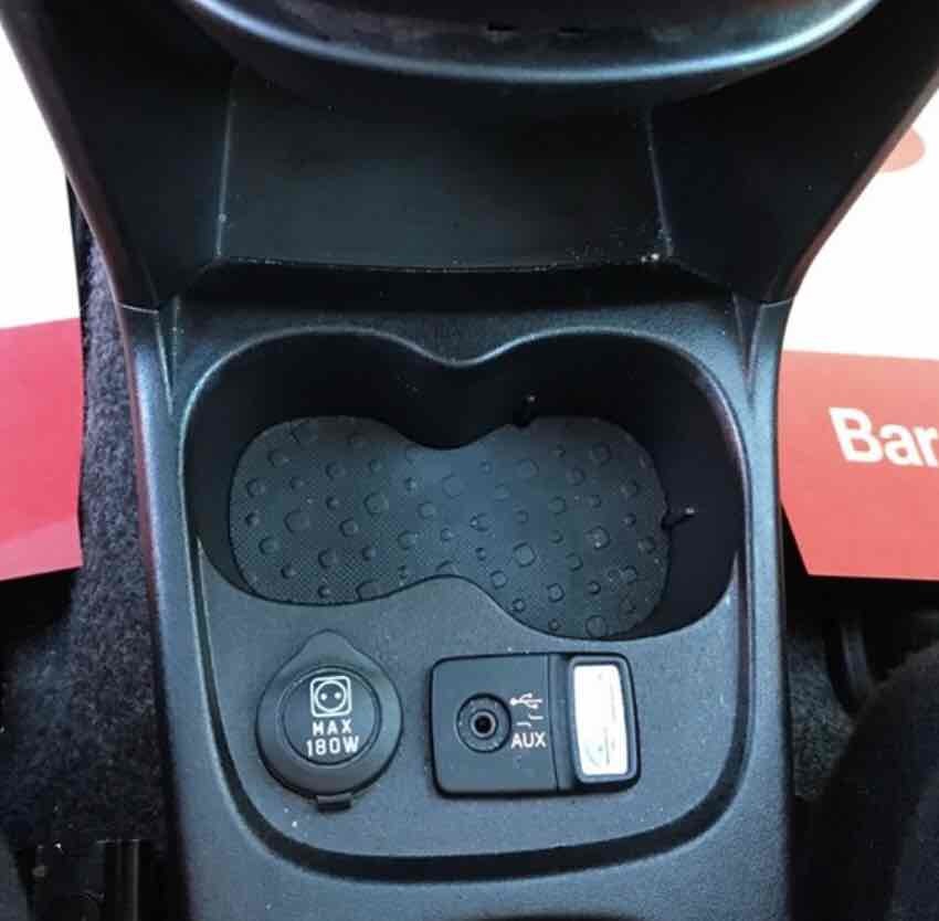 Sort Fiat Panda fra 2016
