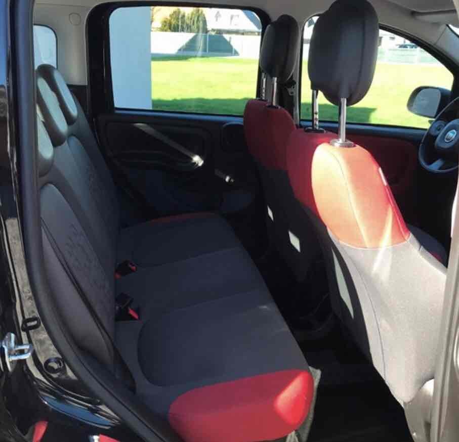 Sort Fiat Panda fra 2016