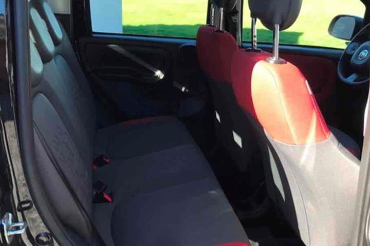 Sort Fiat Panda fra 2016