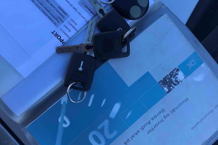 Grå Audi A3 fra 1999