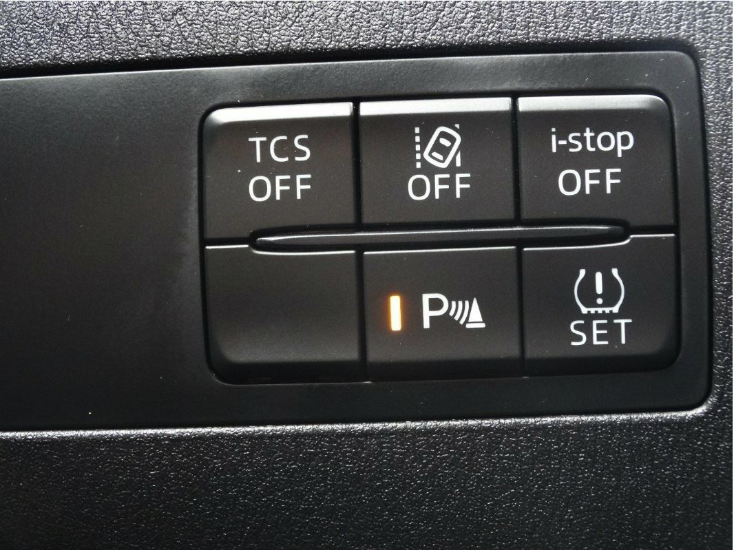 Rød Mazda CX-3 fra 2018