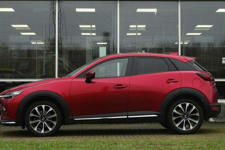 Rød Mazda CX-3 fra 2018