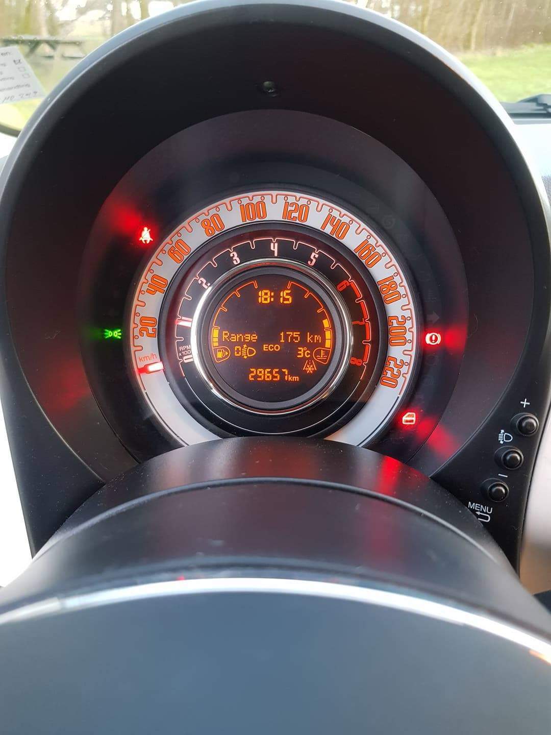 Hvid Fiat 500 fra 2016