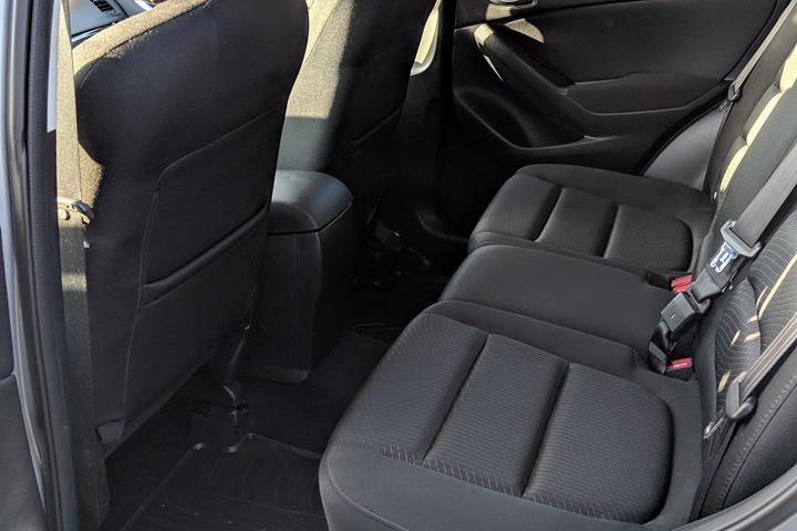 Grå Mazda CX-5 fra 2012