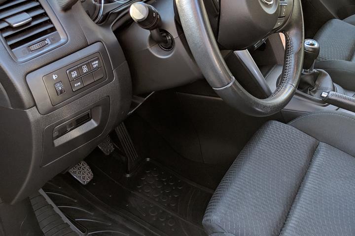 Grå Mazda CX-5 fra 2012