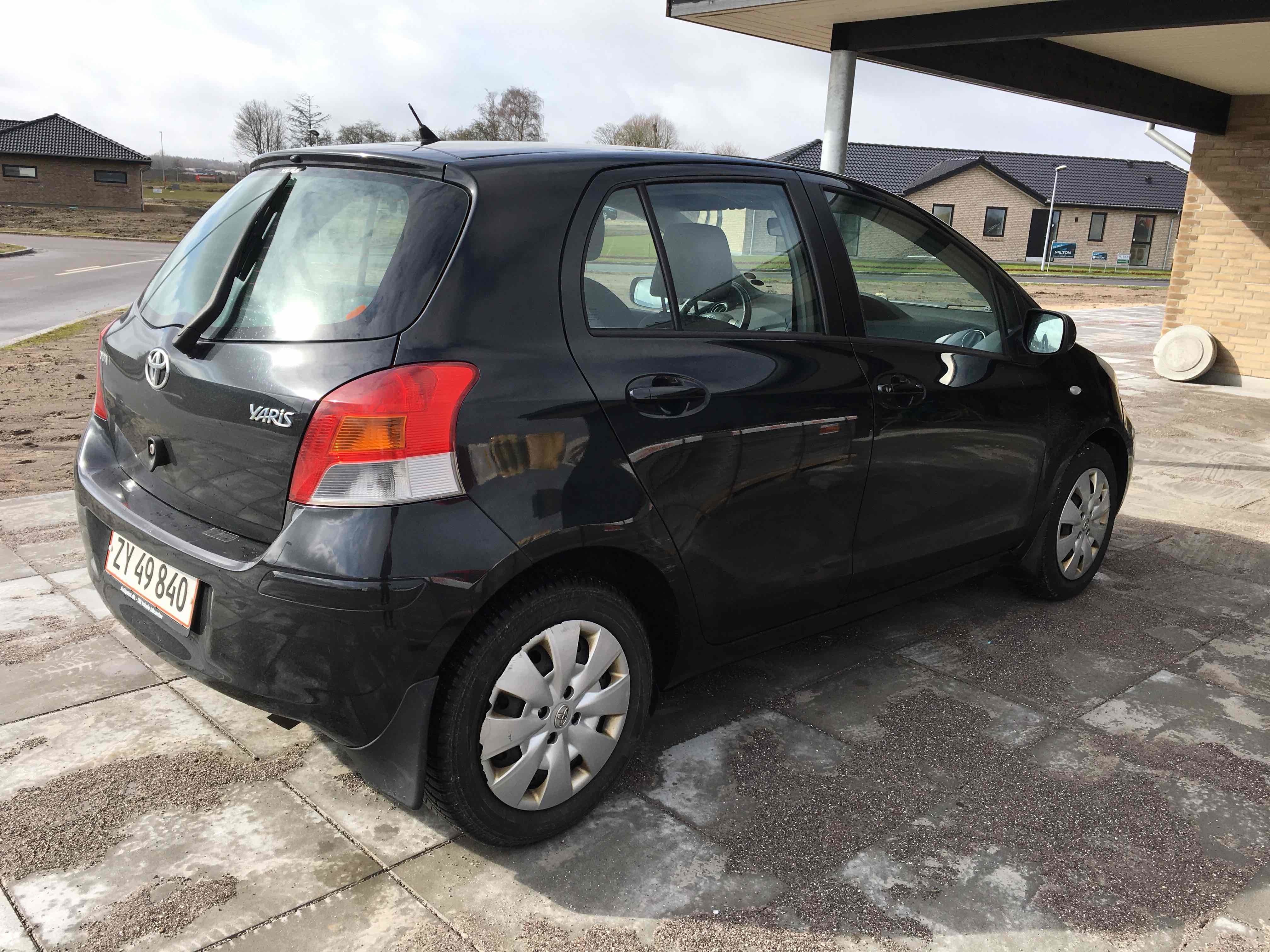 undefined Toyota Yaris fra 2009