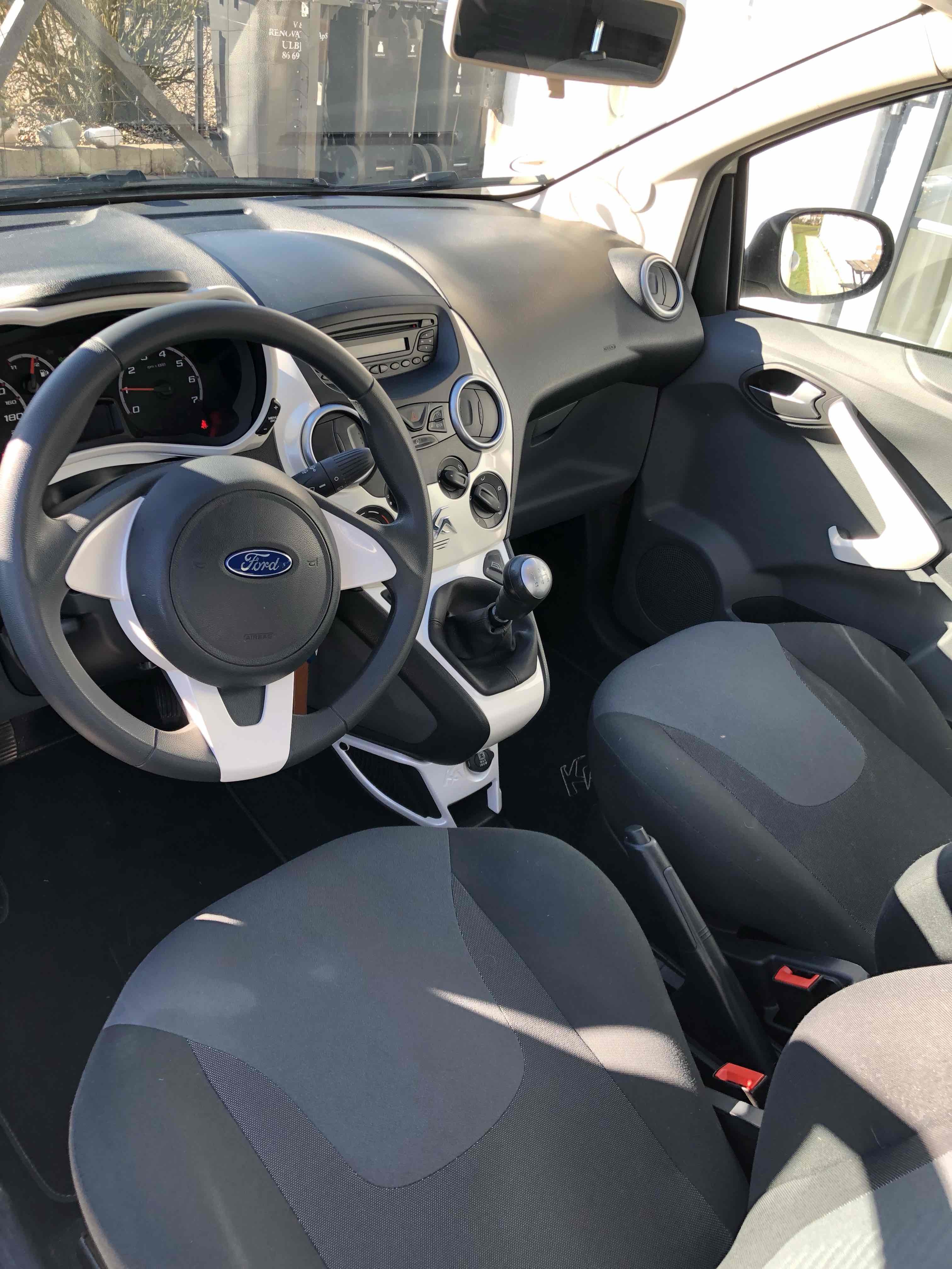 Hvid Ford Ka fra 2014