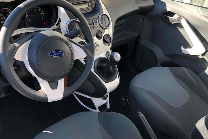 Hvid Ford Ka fra 2014