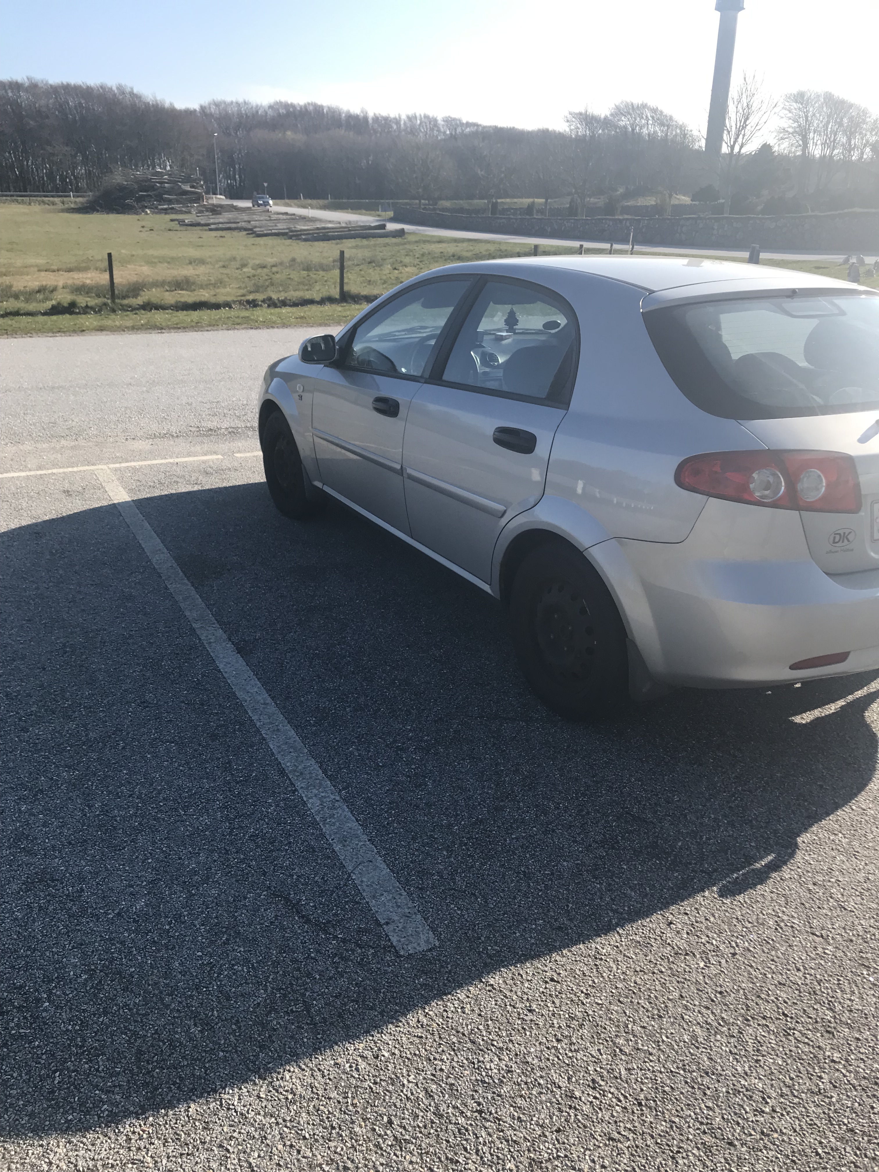 Grå Daewoo Lacetti fra 2006