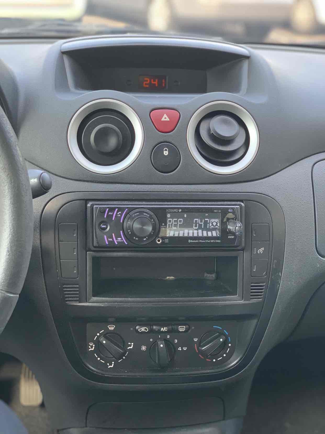 Gul Citroën C3 fra 2007