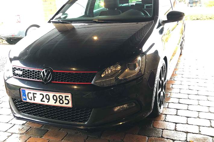 Sort VW Polo fra 2012