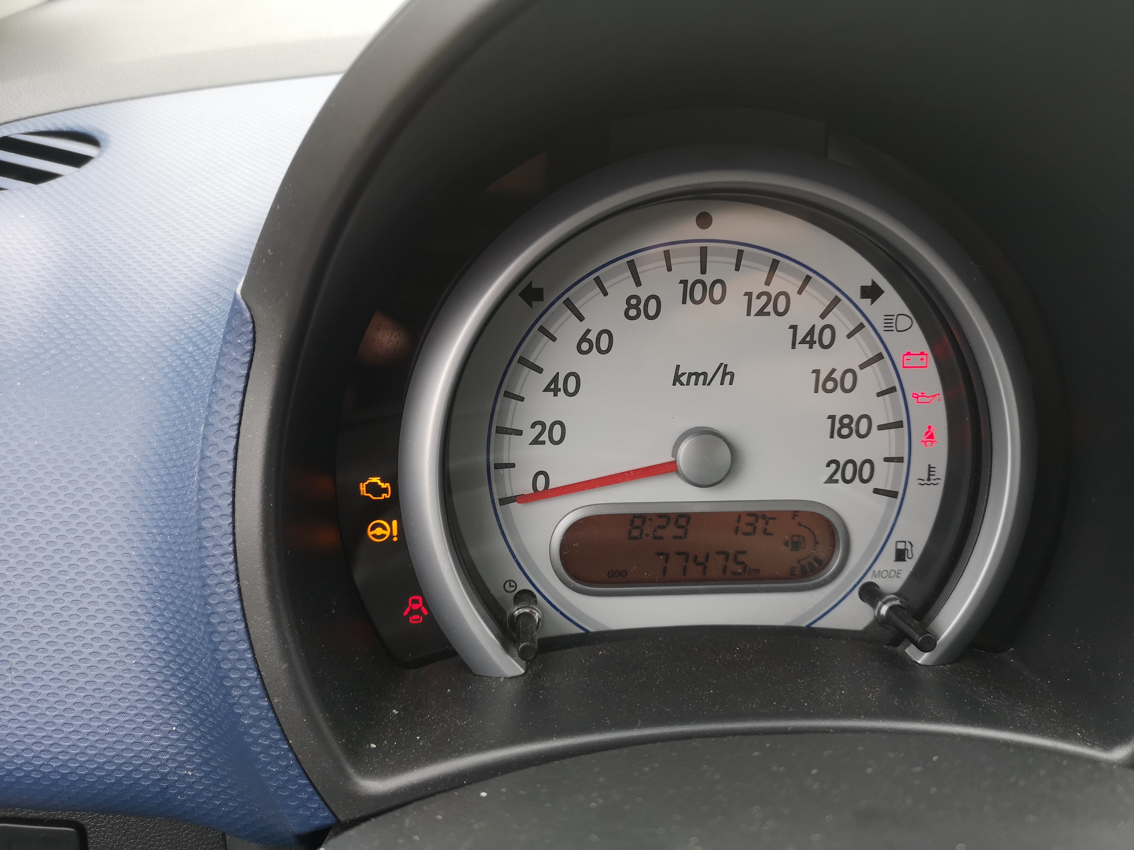 Blå Suzuki Splash fra 2008