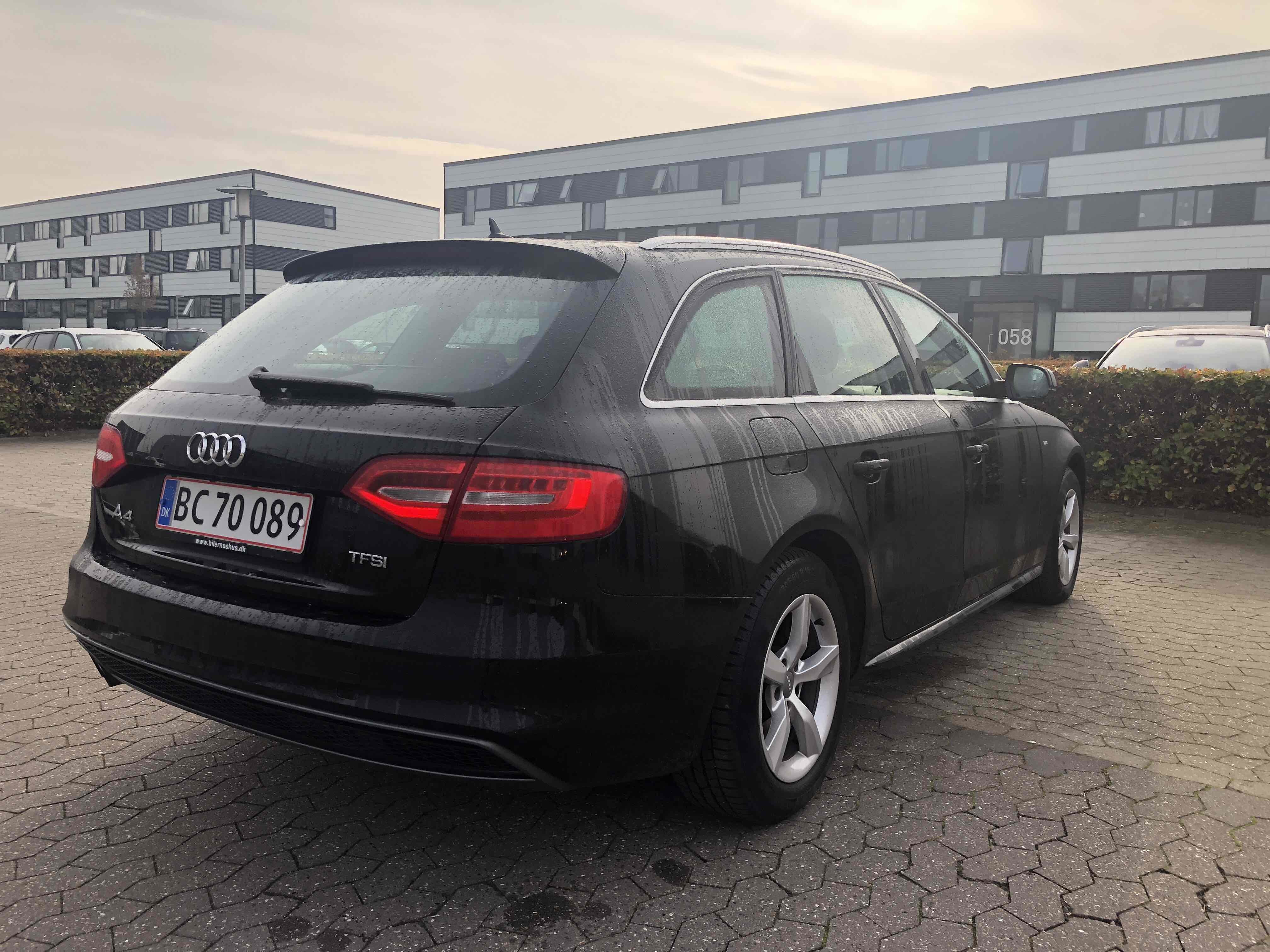 Sort Audi A4 fra 2015