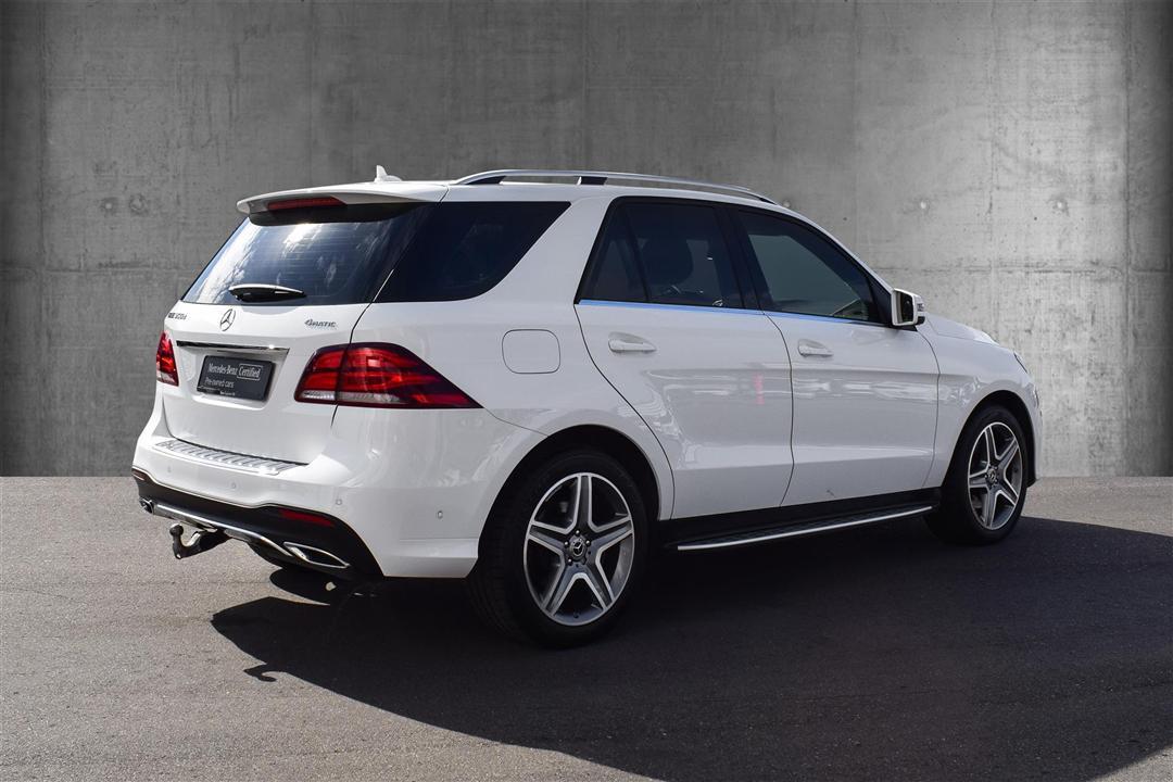 Hvid Mercedes GLE fra 2018