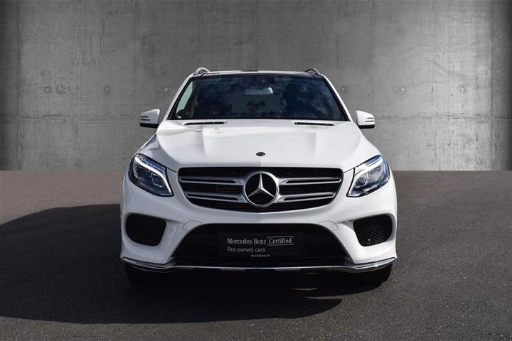 Hvid Mercedes GLE fra 2018