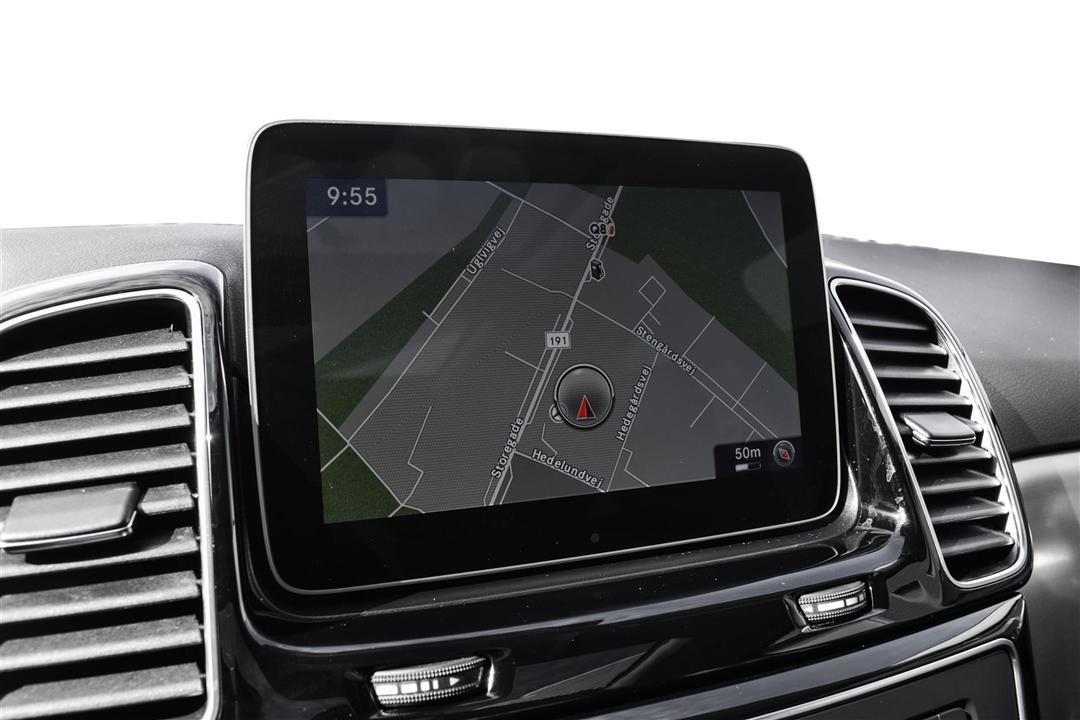 Hvid Mercedes GLE fra 2018