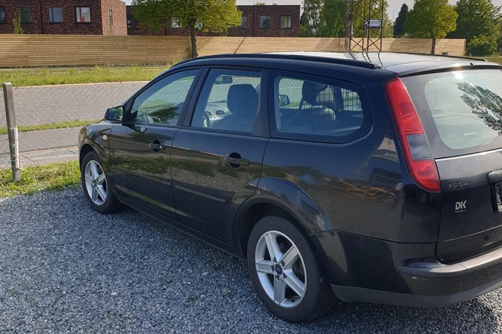 Sort Ford Focus fra 2007