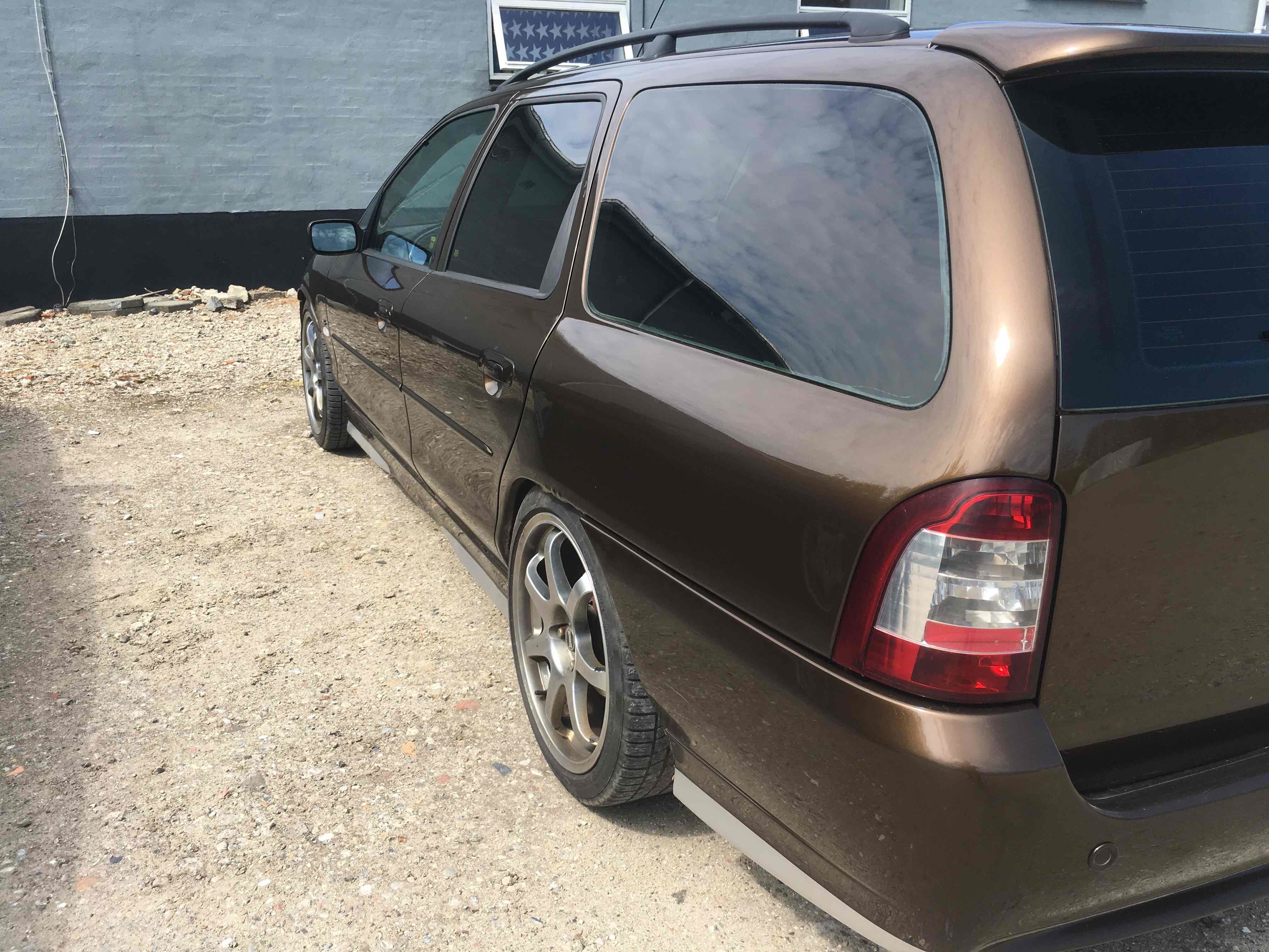 Brun Ford Mondeo fra 2007
