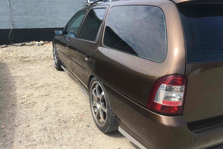 Brun Ford Mondeo fra 2007