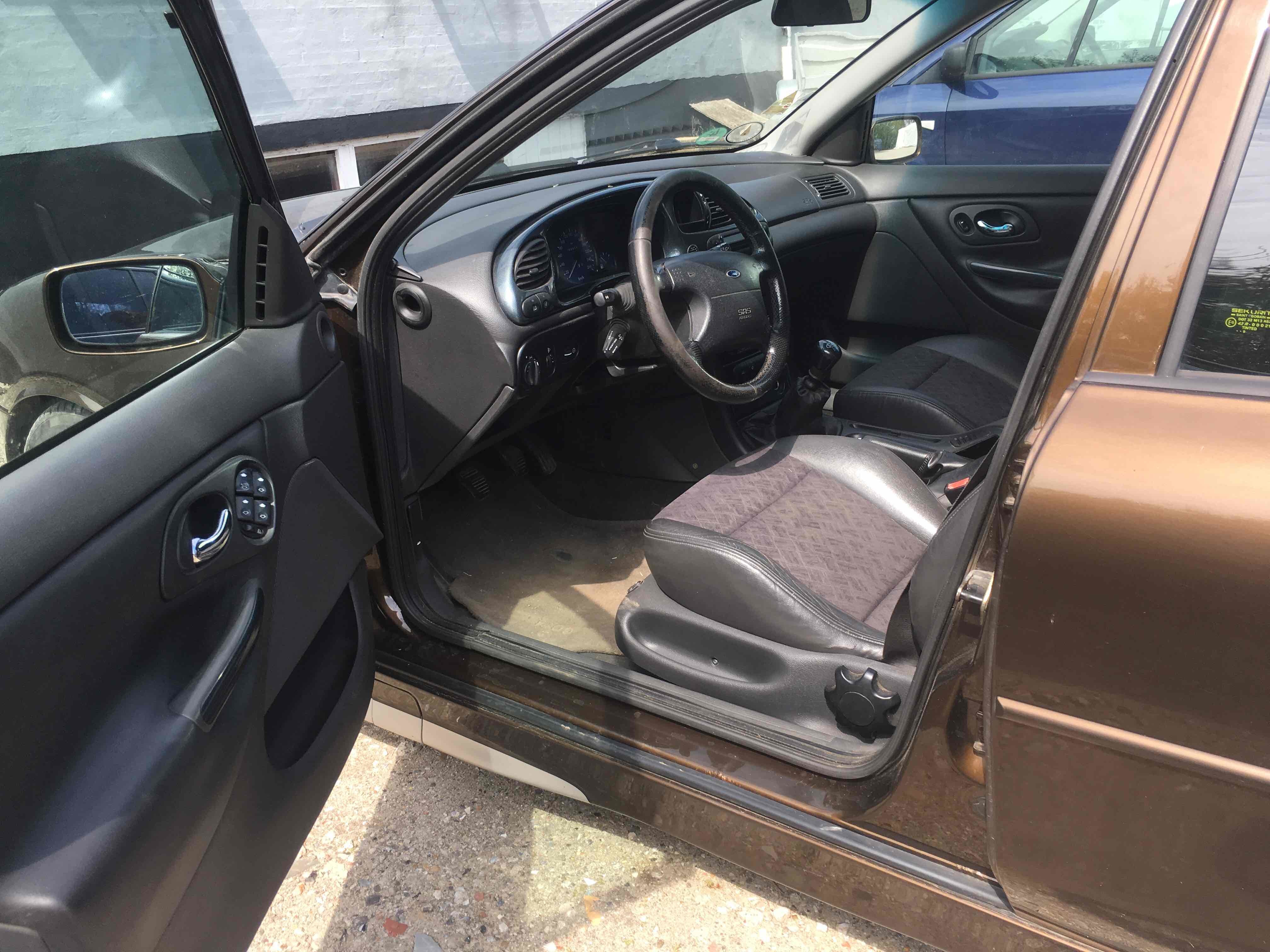 Brun Ford Mondeo fra 2007