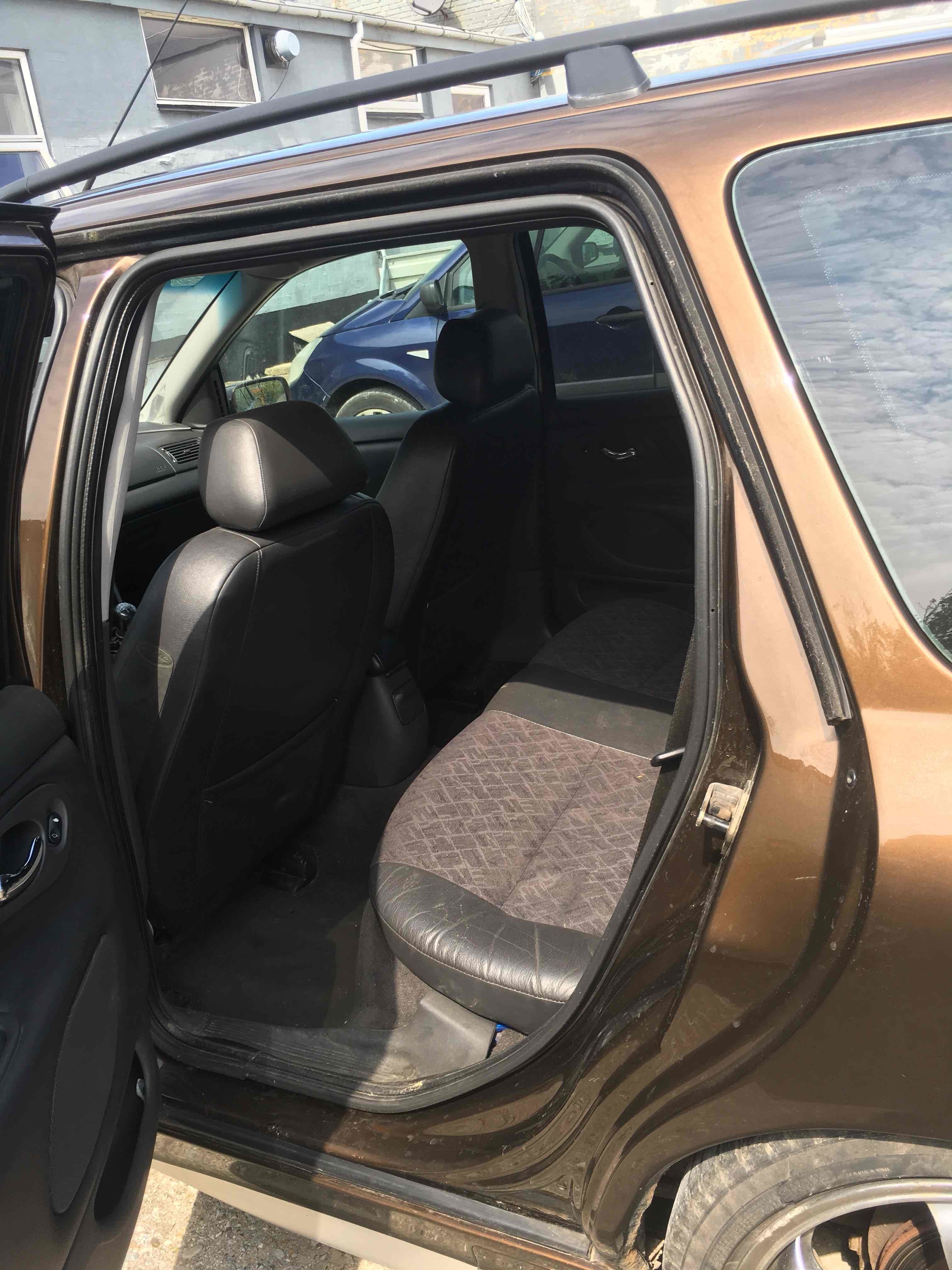 Brun Ford Mondeo fra 2007