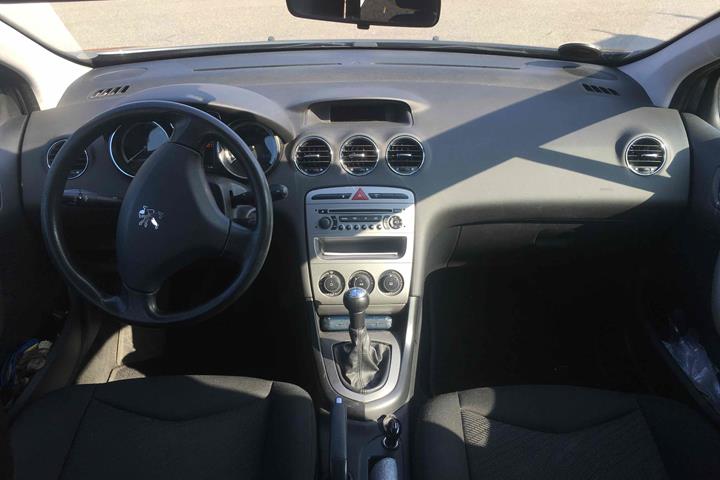 undefined Peugeot 308 fra 2010