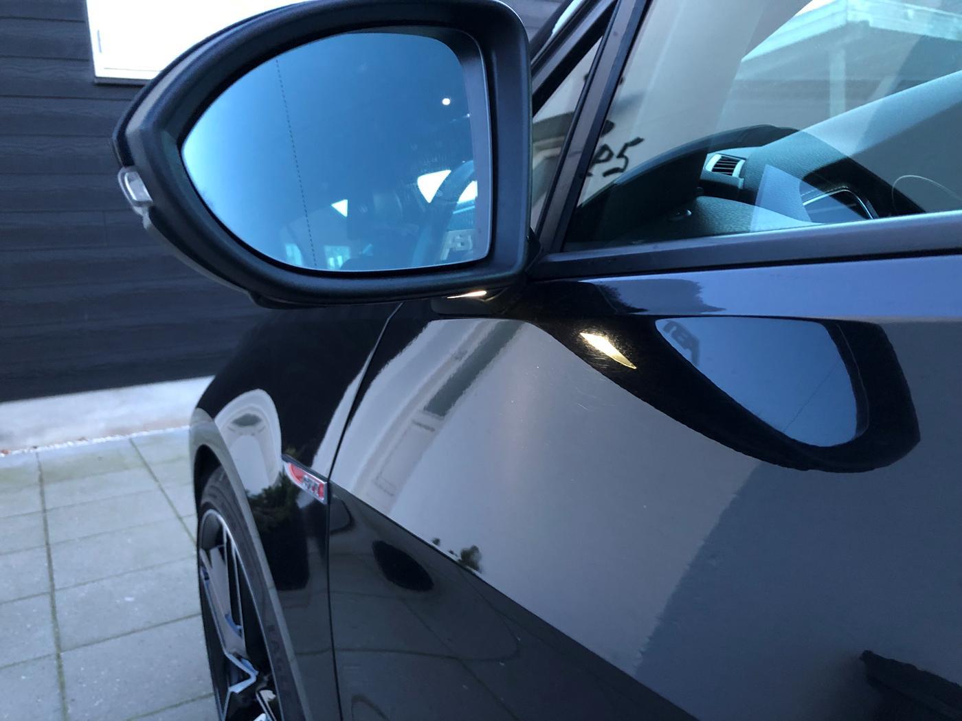 Sort VW Golf VII fra 2013