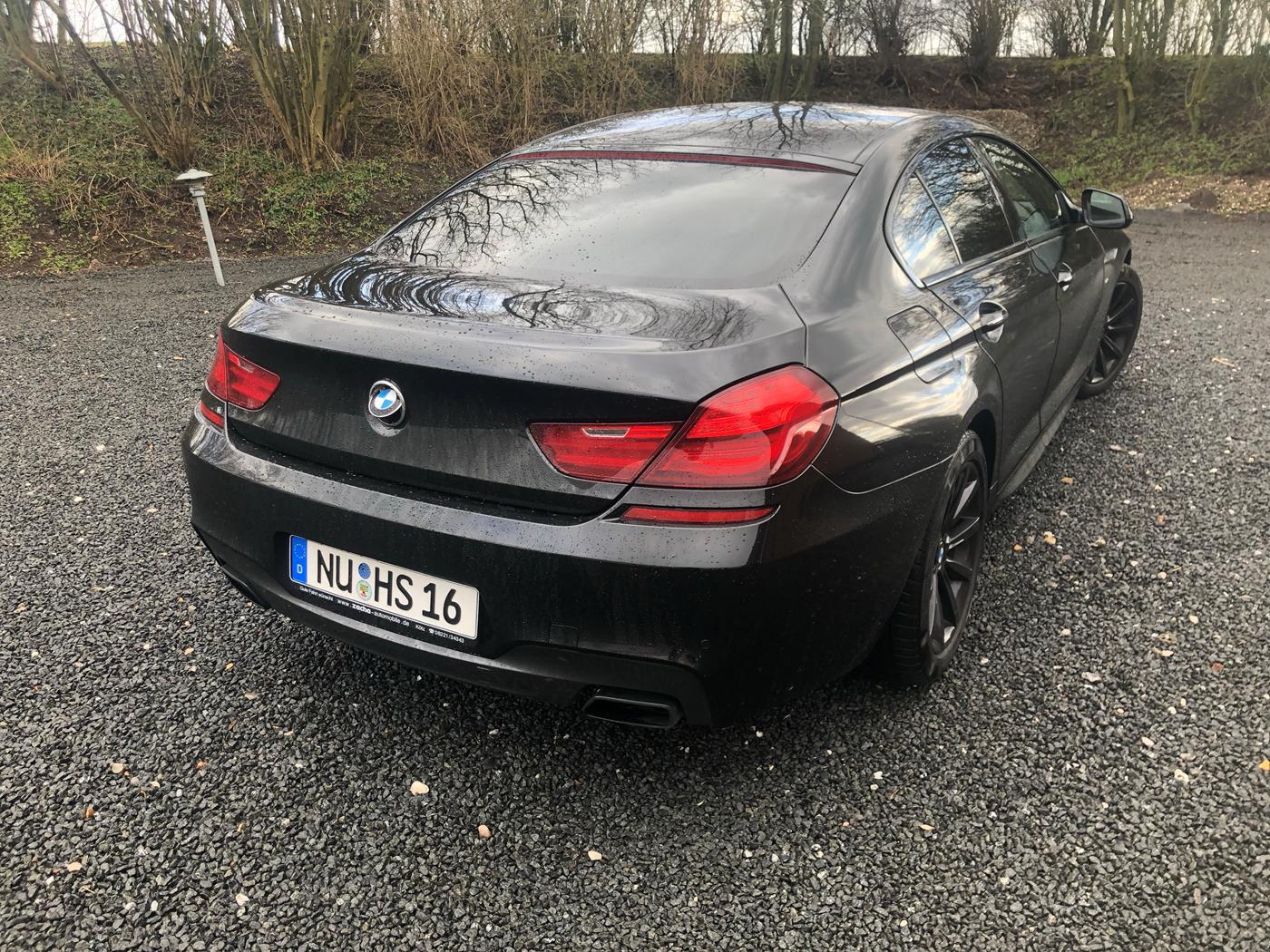 Sort BMW 650 fra 2016