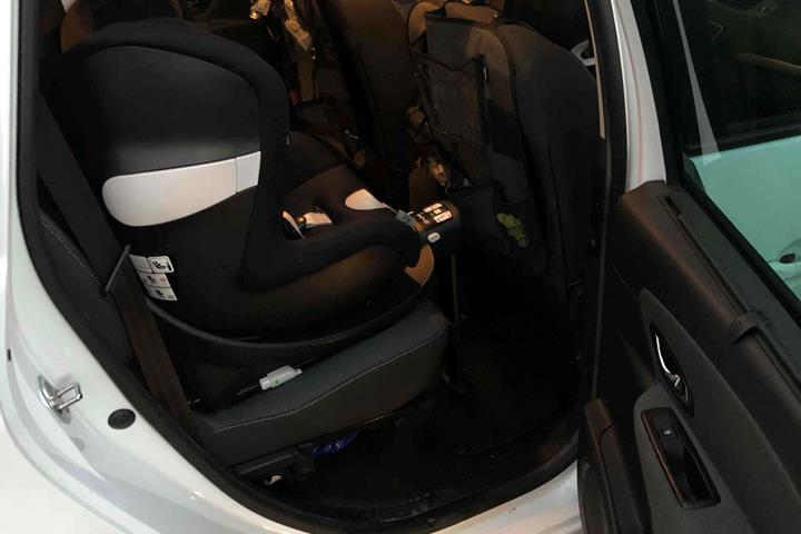 Hvid Renault Grand Scenic III fra 2011