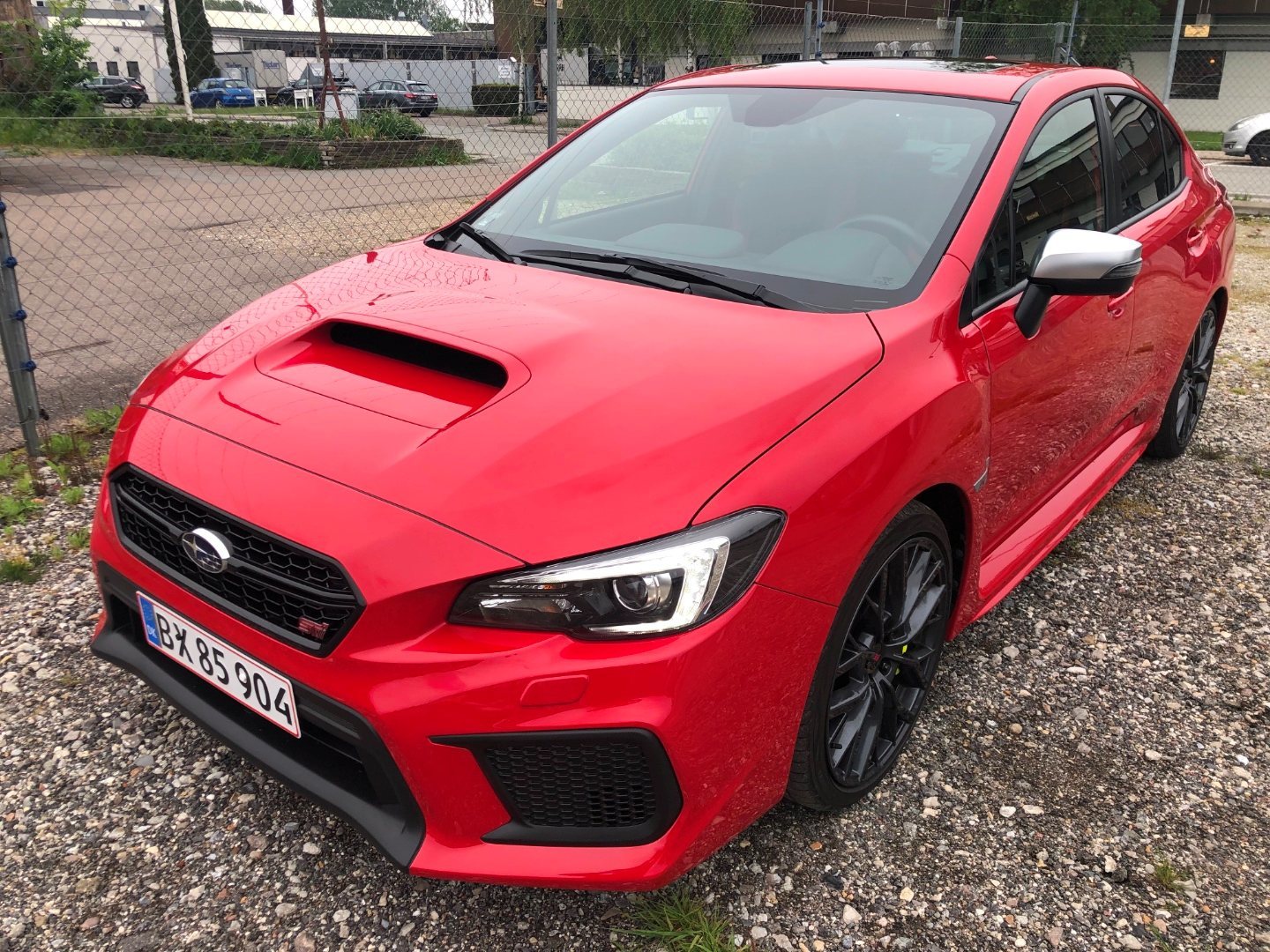 Grå Subaru WRX fra 2018