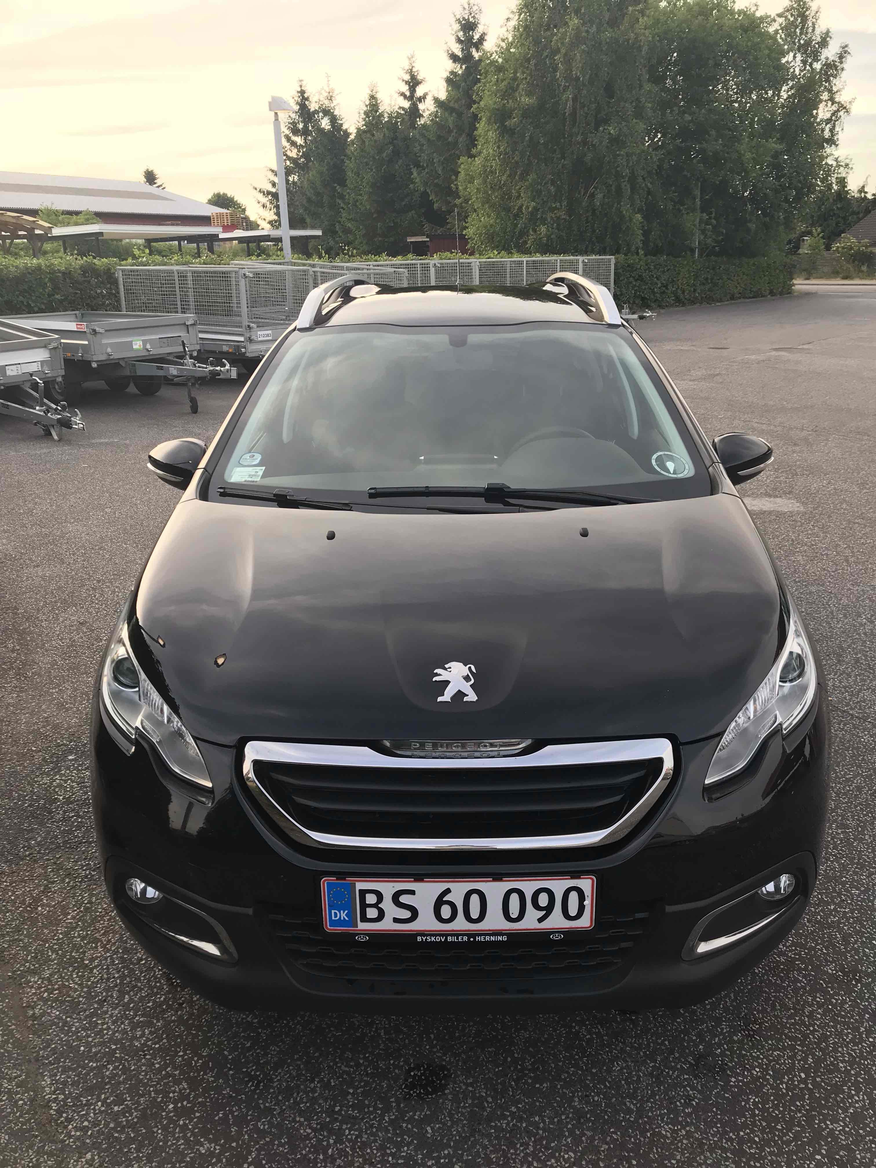 Sort Peugeot 2008 fra 2014