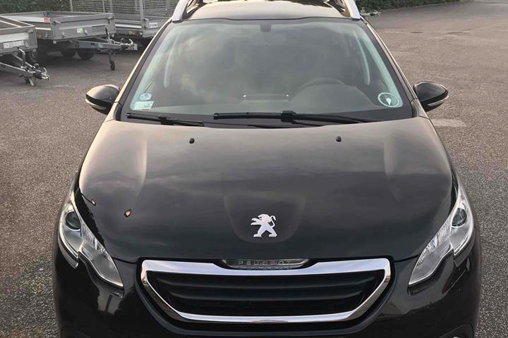Sort Peugeot 2008 fra 2014