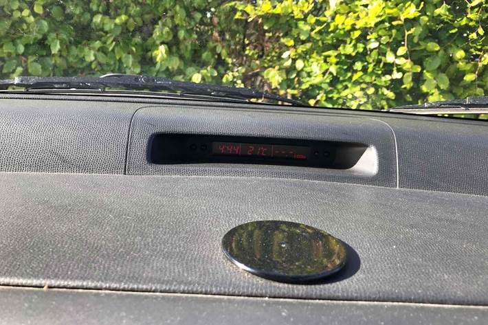 Sølv Suzuki Swift fra 2006