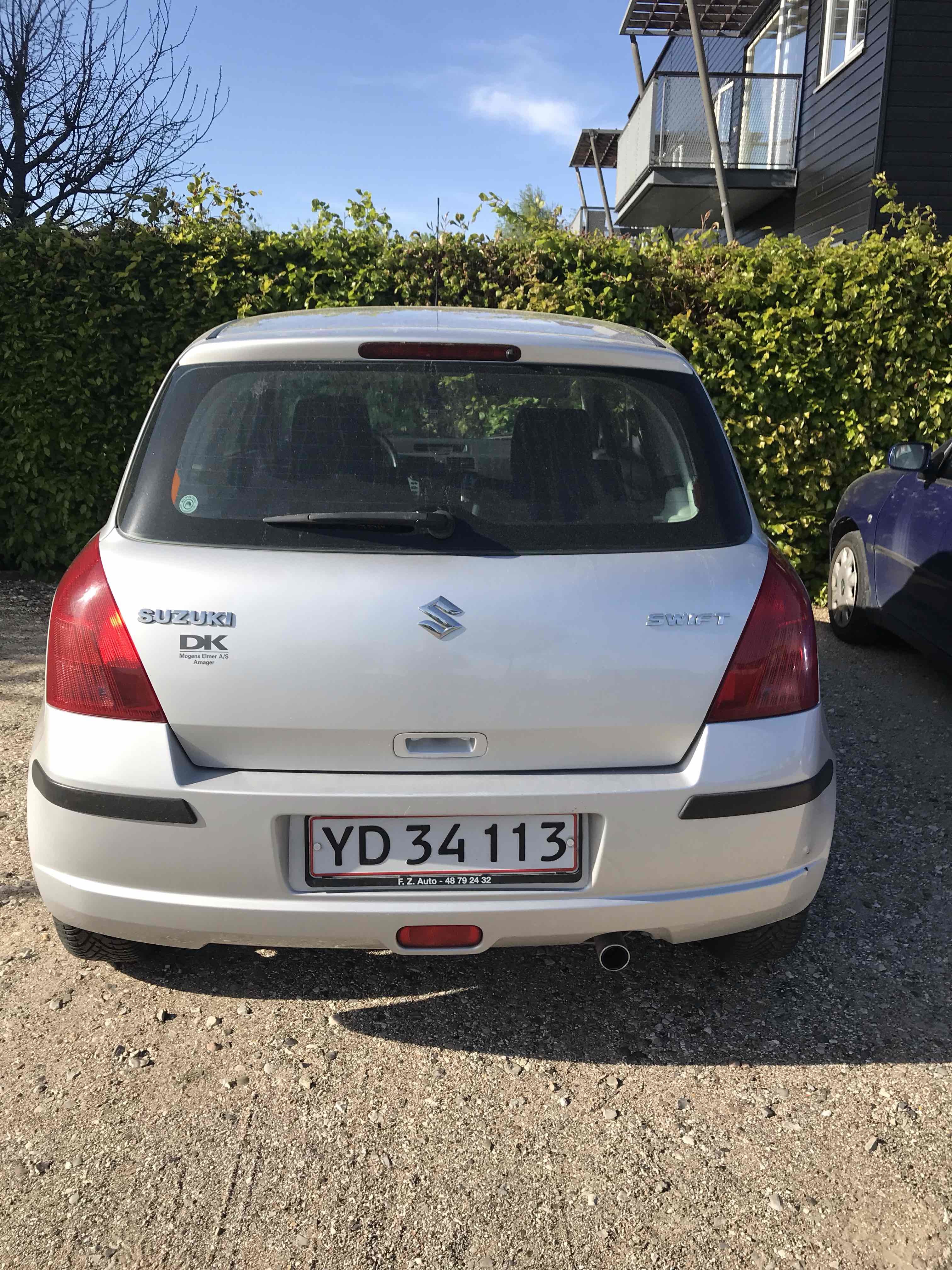 Sølv Suzuki Swift fra 2006