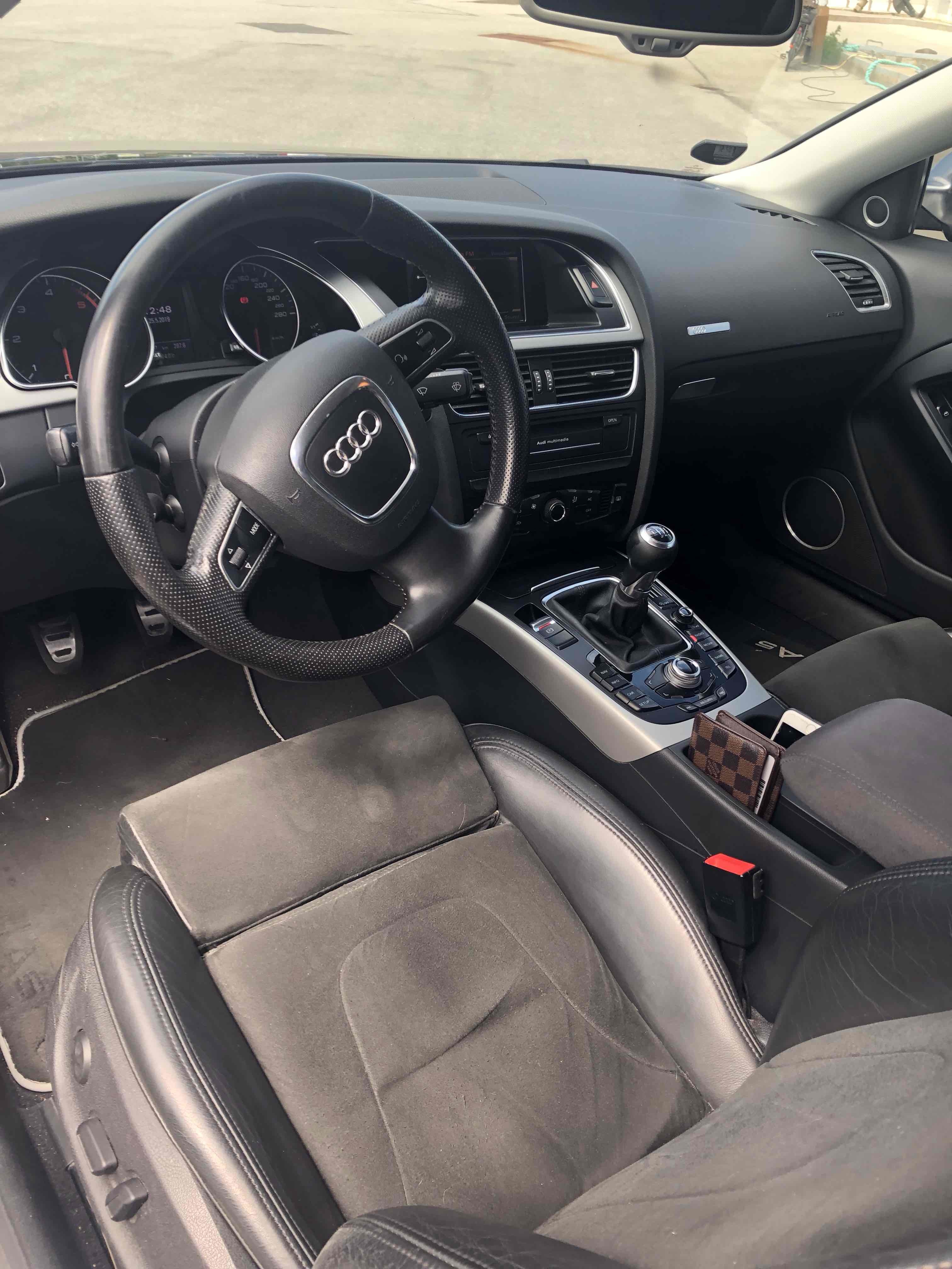 Sort Audi A5 fra 2009