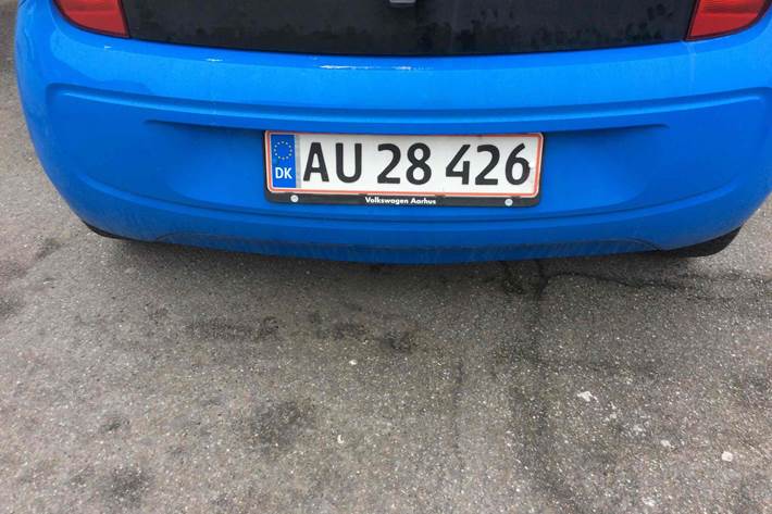 Blå VW UP! fra 2015