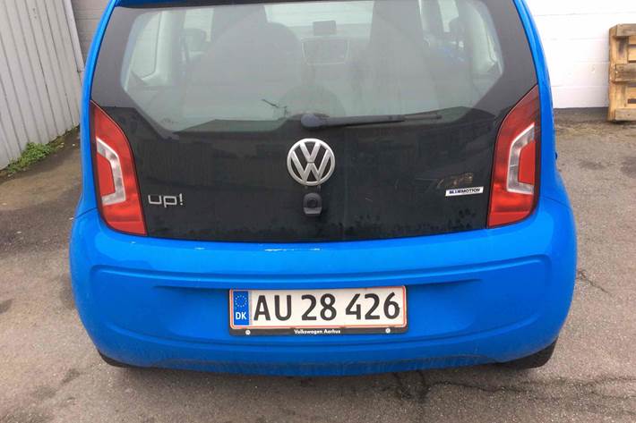 Blå VW UP! fra 2015