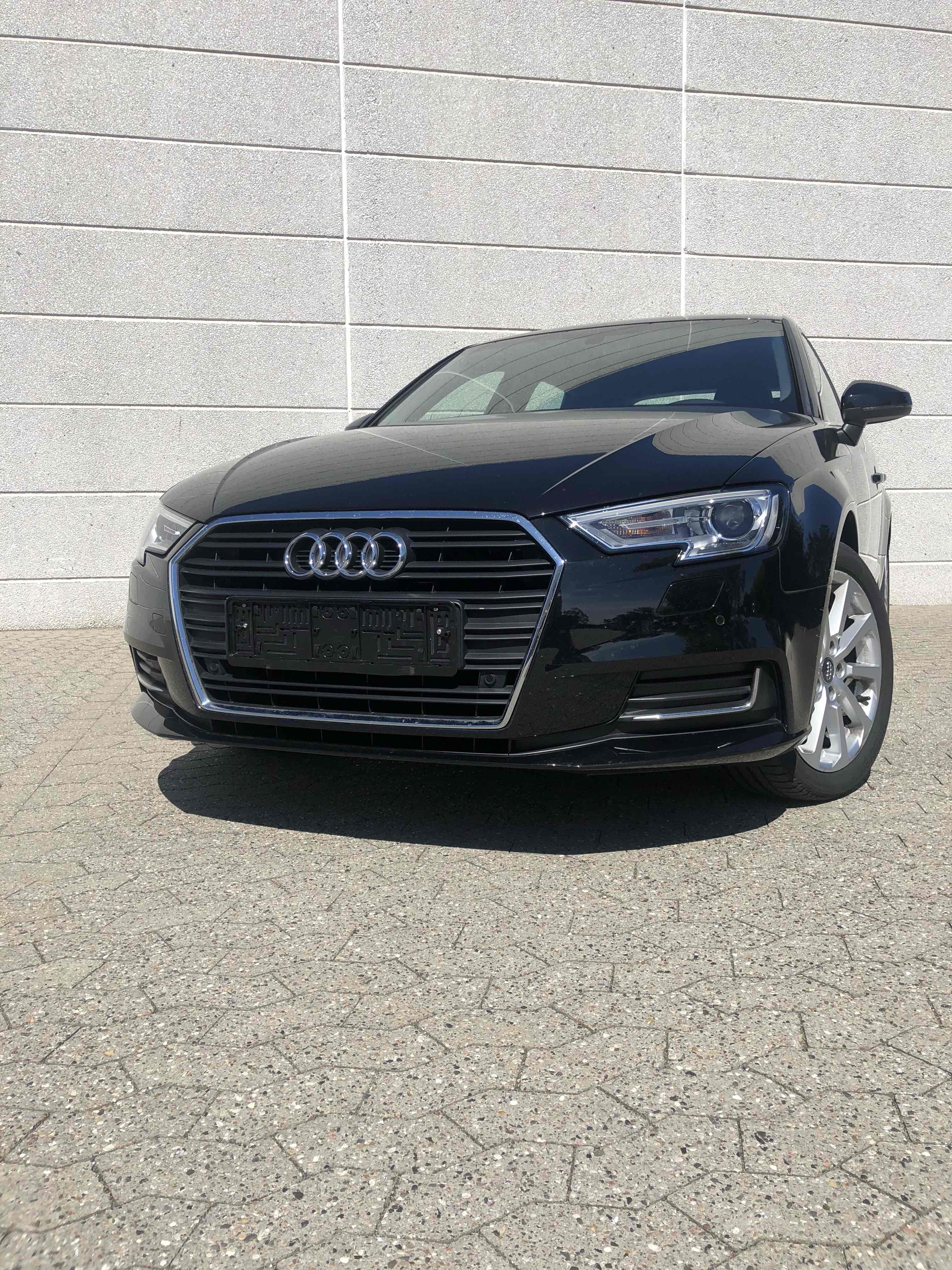 Sort Audi A3 fra 2016