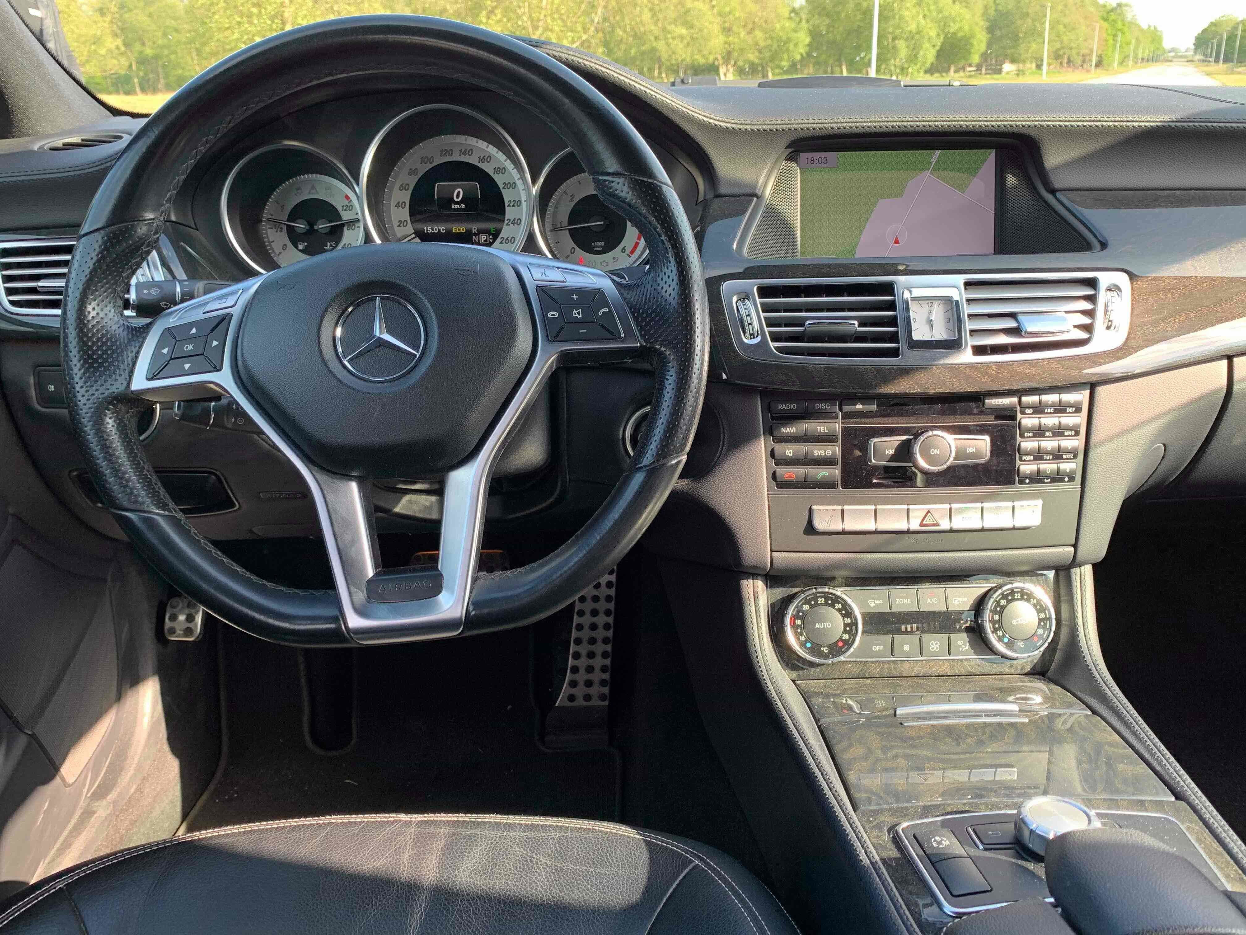 Sort Mercedes CLS250 fra 2013