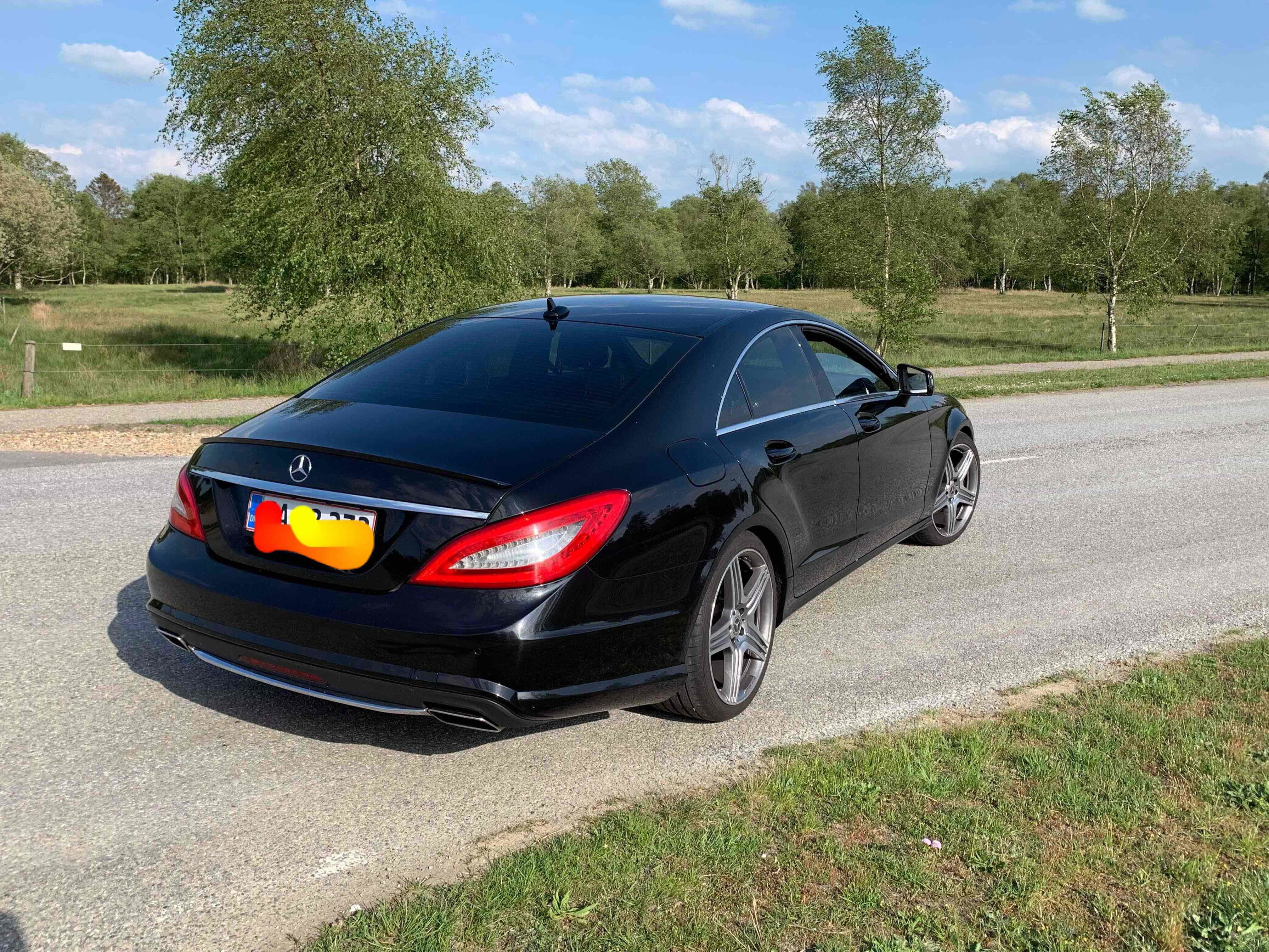 Sort Mercedes CLS250 fra 2013