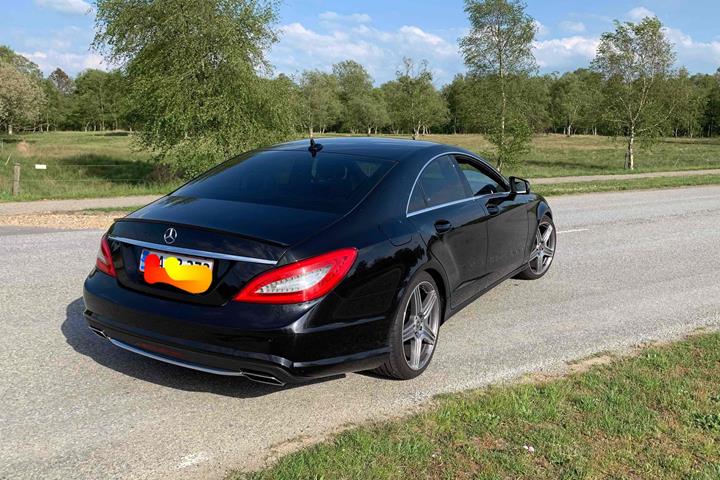 Sort Mercedes CLS250 fra 2013