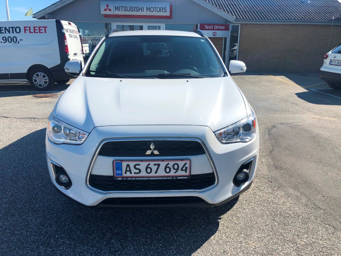 Grå Mitsubishi ASX fra 2015