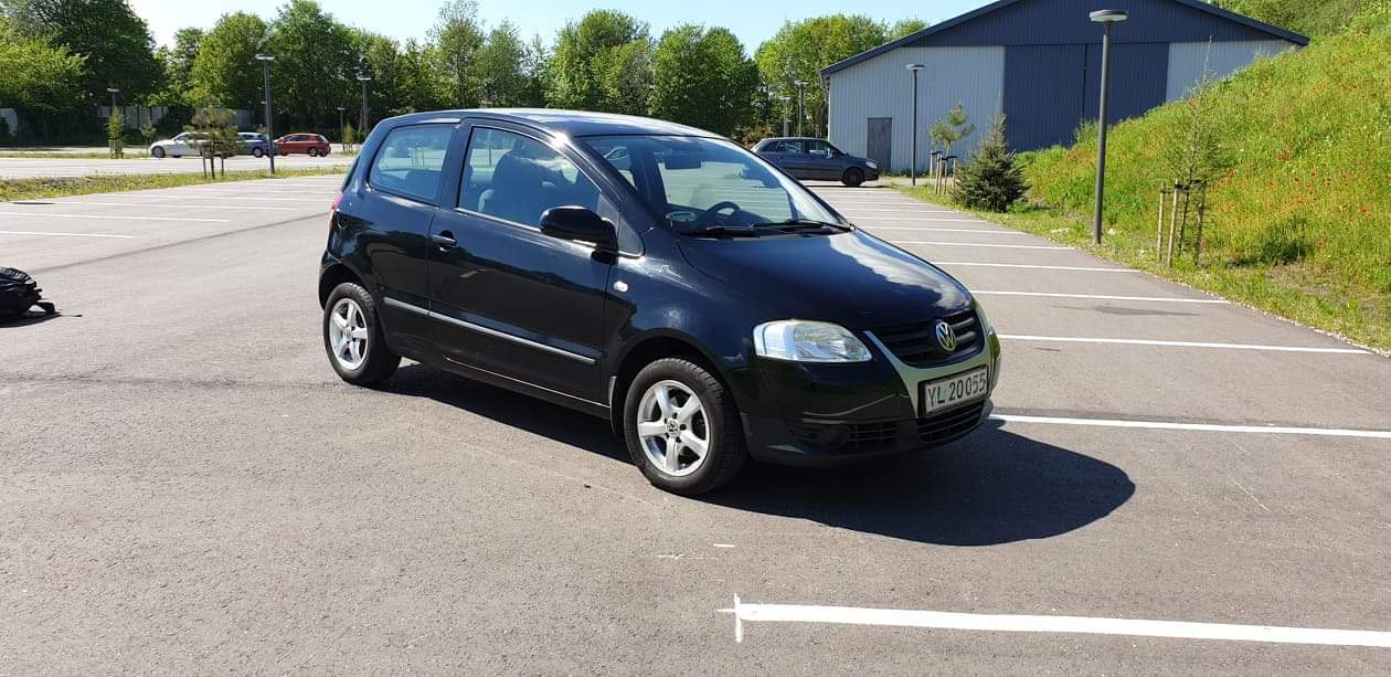 Sort VW Fox fra 2006