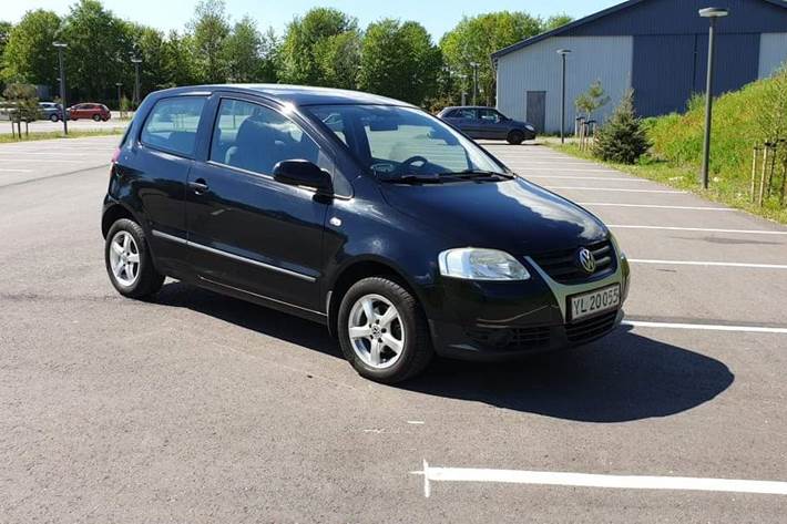 Sort VW Fox fra 2006