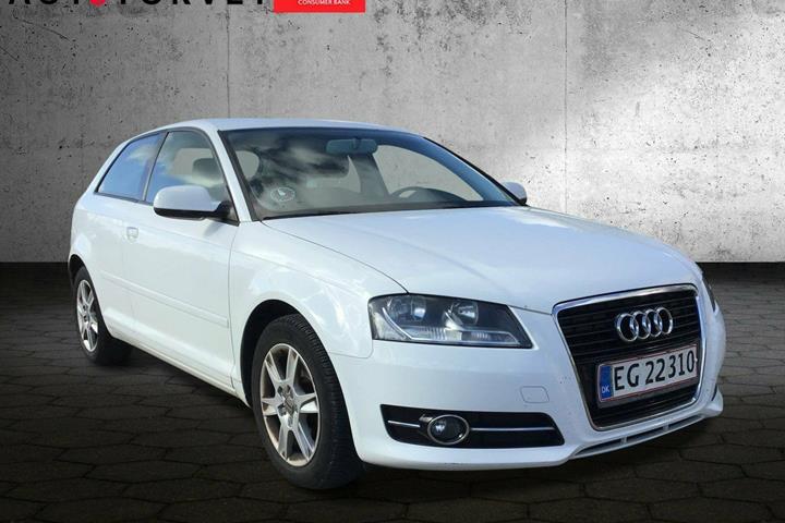 Hvid Audi A3 fra 2011