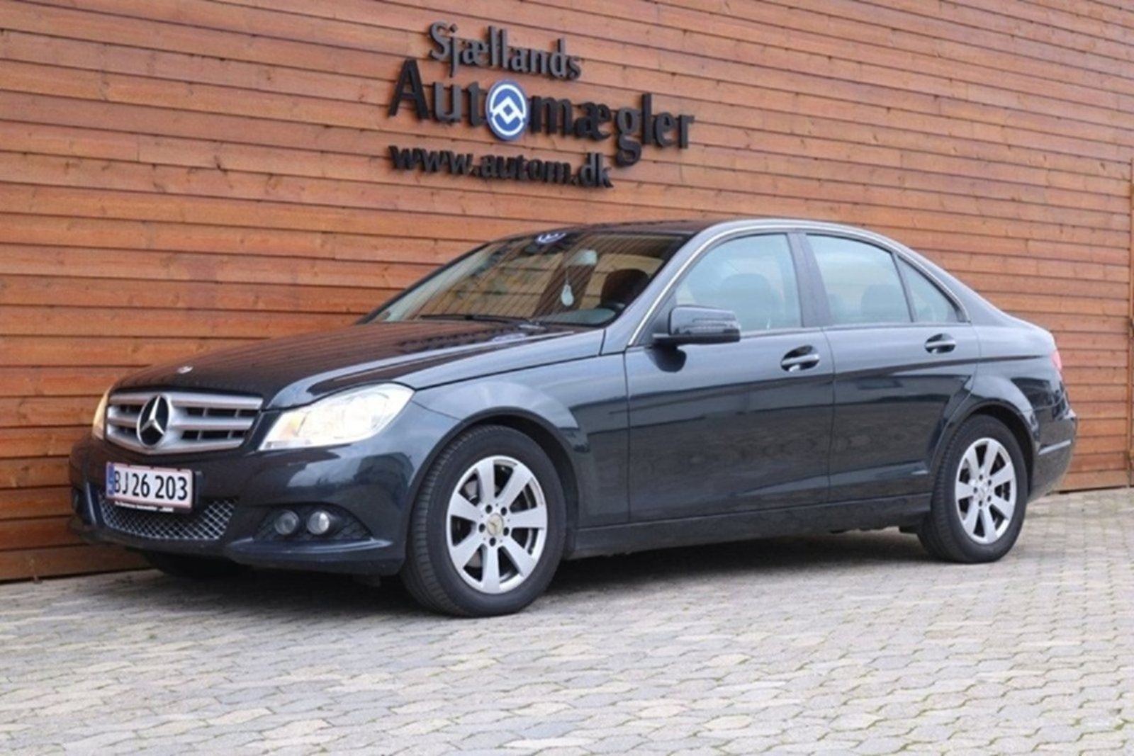 Sort Mercedes C180 fra 2014