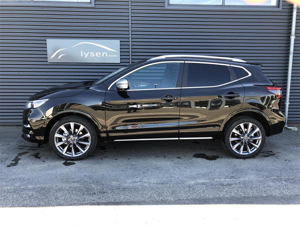 Sort Nissan Qashqai fra 2019